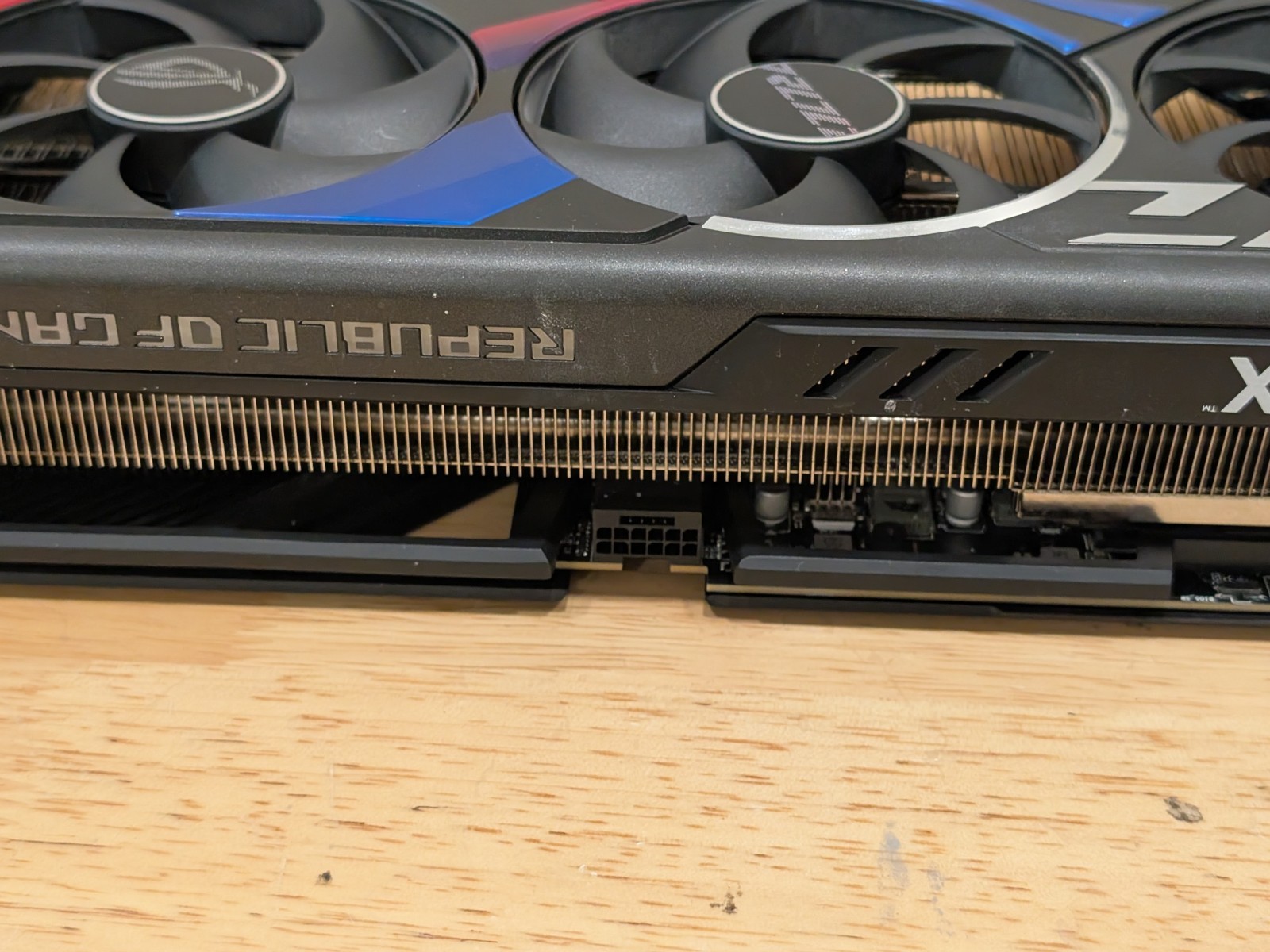 プレミアムオファー ASUS ROG Strix GeFor - Graphics Card 24Gb Gddr6X のレビューと価格